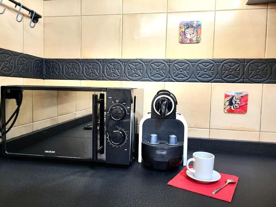 Flamenco, Apartamento Exclusivo De Dos Habitaciones En El Pleno Del Casco Antiguo, Alicante, Playa, Centro Historico, Rambla Екстер'єр фото